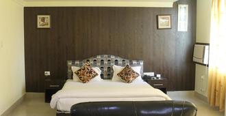 Hotel Bodhgaya Gautam - Bodh Gaya - Bedroom