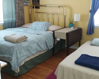 2 Miles Burbank Airport/7 Miles Universal/ Studios/N Hollywood. Cozy Room - Los Angeles - Schlafzimmer