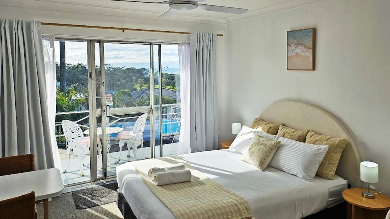 Mollymook Ocean View Motel Rewards Longer Stays -over 18s Only