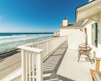 Pacific Villas - Oceanside - Balcony