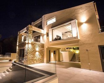 Golden Bay Suites & Maisonettes - Párga