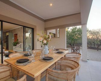 Mrlth Luxury Safari Villa - Marloth Park - Innenhof