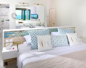 Beachfront & Pool Poste Lafayette Free Internet Wifi - Poste Lafayette - Bedroom