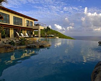 Peter Island Resort - Road Town - Piscina