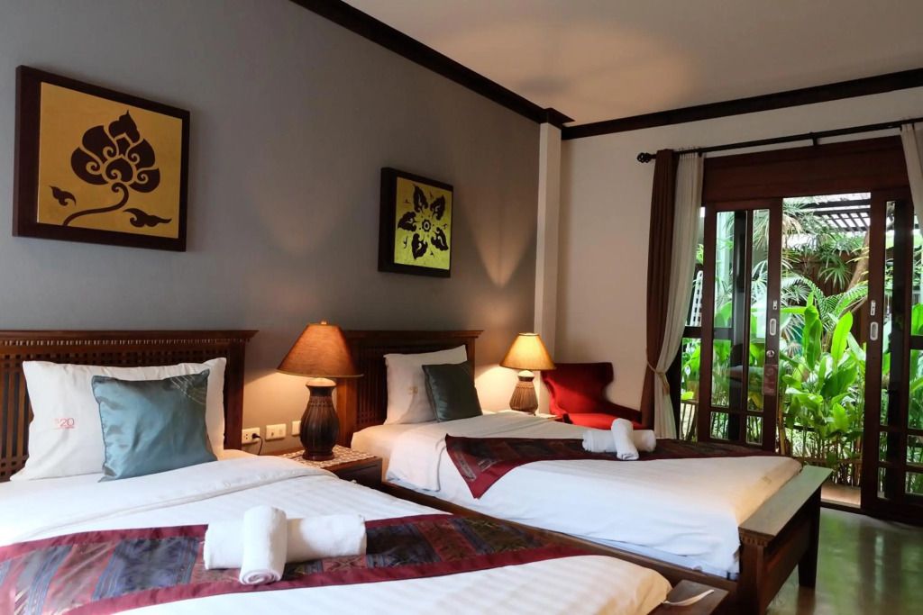 ذا توينتي لودج