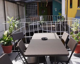 Hostal Guatefriends - גוואטמלה סיטי