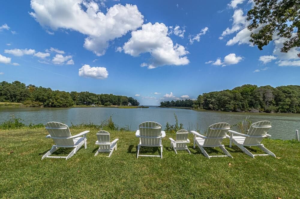 Pvt Peninsula! Hot Tub, Beach, Spectacular Views W/Huge Kitchen!sleeps Up To 21