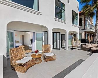 M Boutique Residence &Hotel - Newport Beach - Patio