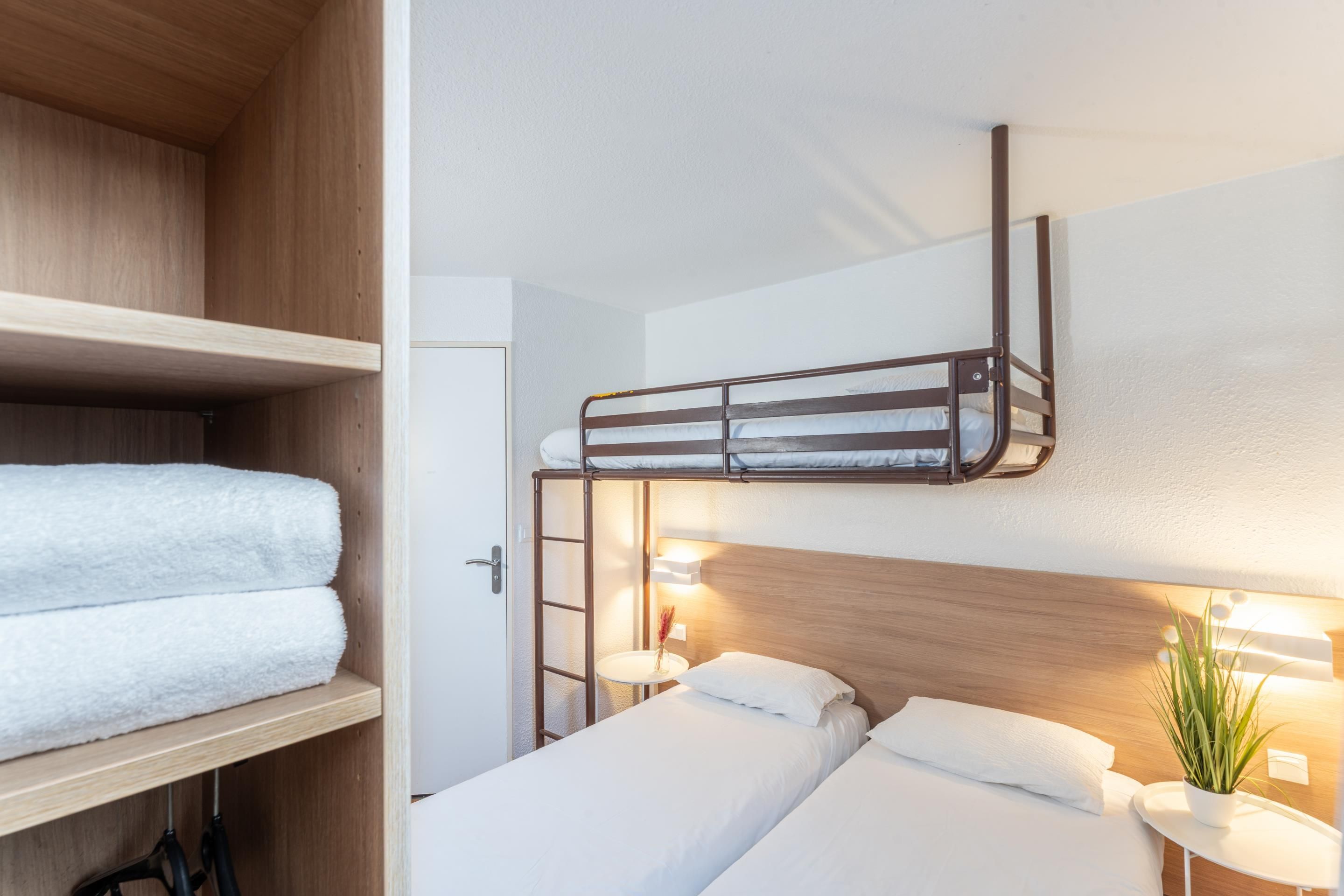 Brit Hotel Essentiel Tours Nord - טור - חדר שינה