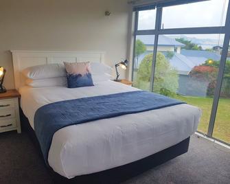 Close To The Lake - Taupo - Ložnice