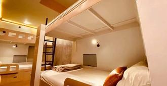 The Hive Hatyai Hostel - Hat Yai - Bedroom