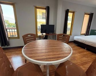 치앙 캄 룩 쿤 호텔 - 치앙캄 - 다이닝룸