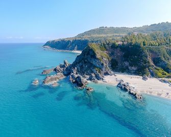 Hotel Scoglio Del Leone - Zambrone