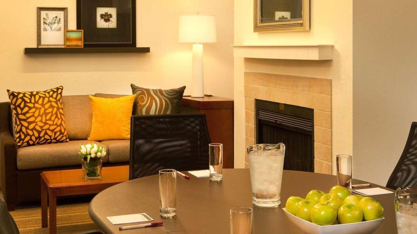 تيسونز كورنر سويتس، إيه بايمونت باي ويندام