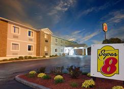Super 8 by Wyndham Lexington Winchester Rd - Lexington - Κτίριο