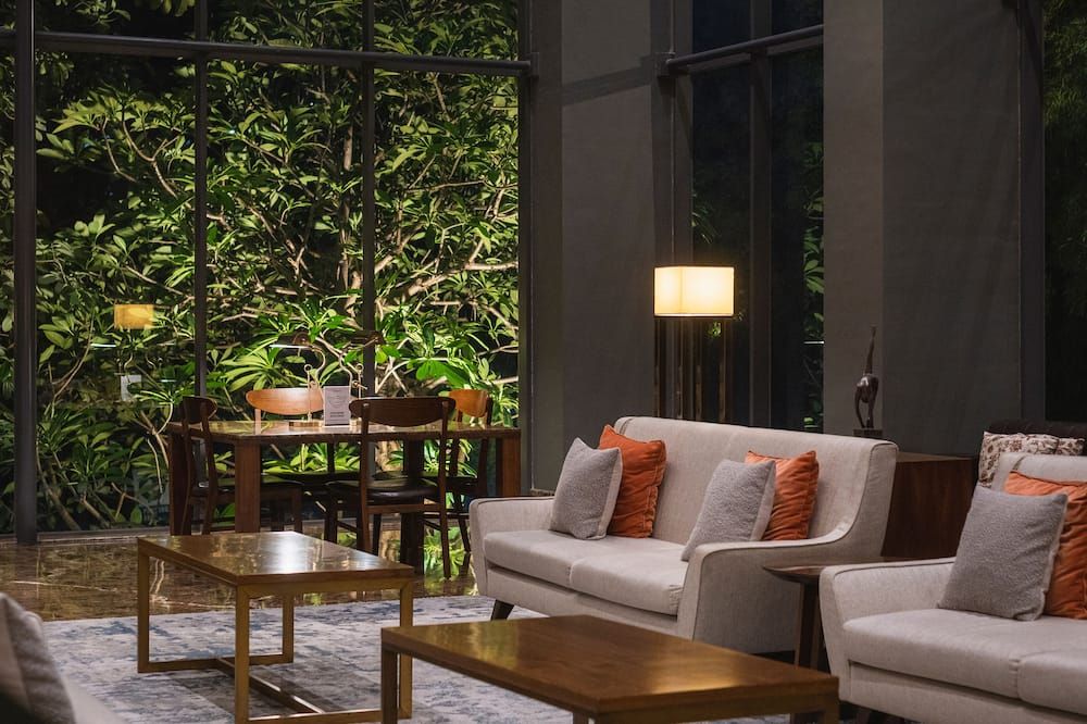 فيراندا هوتل باكوبووونو