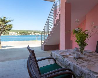Apartments Zvone1 - Veli Rat - Balcony