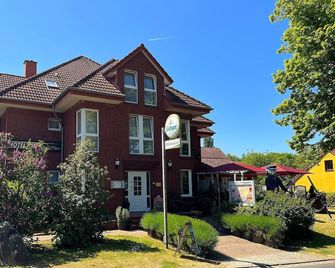 Hotel Nordwind - Lohme - Gebouw