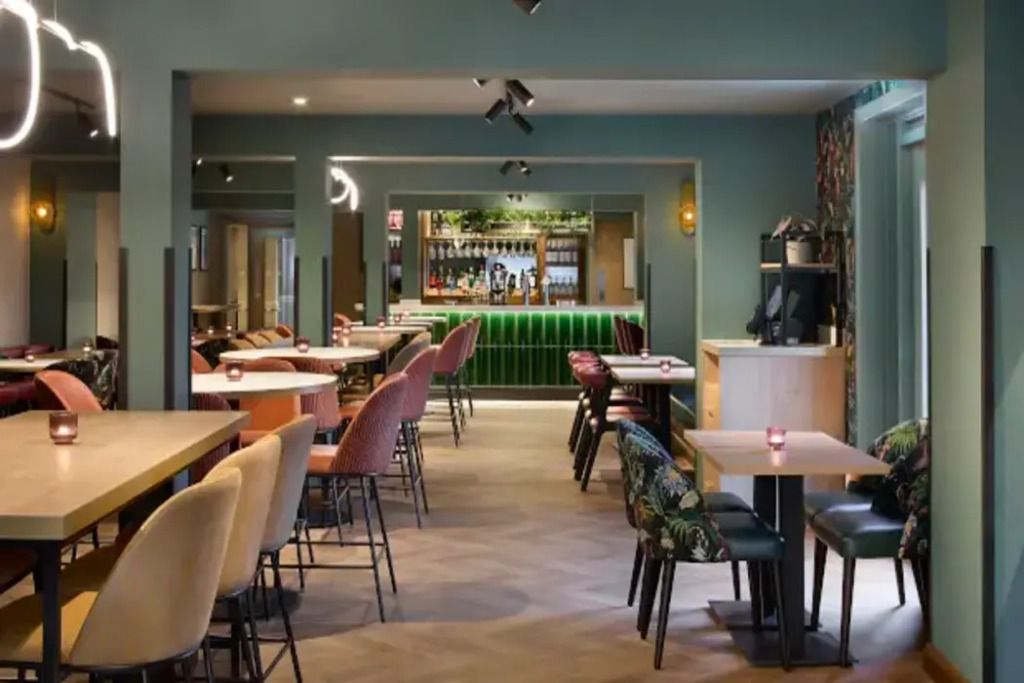 بريميير إن ويلوين جاردن سيتي