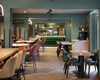 Premier Inn Welwyn Garden City - Welwyn Garden City - Bar