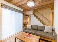 Rakuten Stay House X Willstyle Yufuinkawakami - Yufu - Living room