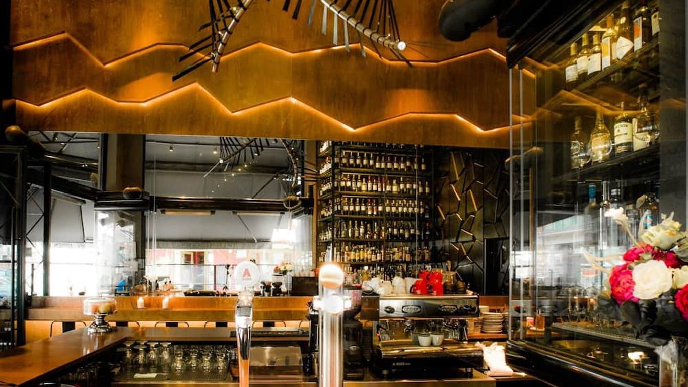 Diamond Suites, Philian Hotels and Resorts