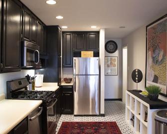 Contemporary, smart, secure home with City views - San Francisco - Cocina