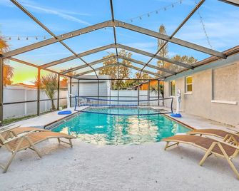 Blue on Fox Run - Apollo Beach - Pool