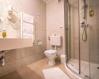Hotel Escalade - Poiana Brașov - Bathroom