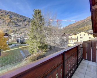 Hotel Bleis - Ponte di Legno - Balcone