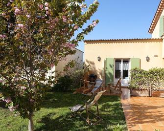 Gîte du Pagoulin - Chambres d'hôtes - Hyerès - Patio