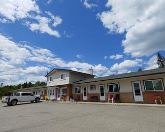 Town and Country Motel - Nipigon - Building