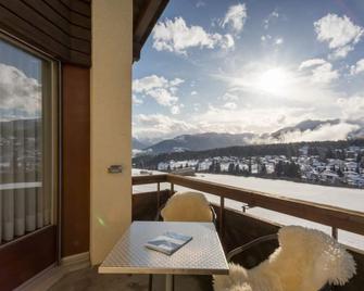 T3 Alpenhotel Flims - Flims - Balkong