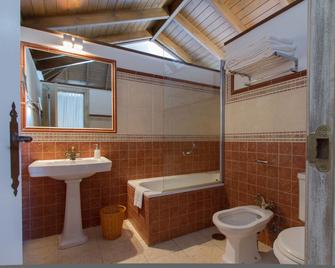 Apartamentos Los Patios de la Judería - Còrdova - Bany