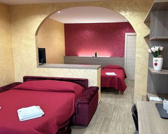 B&B La fontana nelle Langhe - Rodello - Habitación