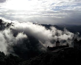 Hotel Kapil - Shimla - Outdoor view