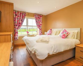 Meadow Top Farm Barn - Accrington - Bedroom