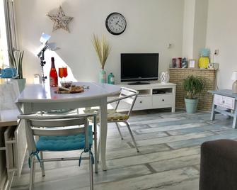 Beach House Sea-Esta - Egmond aan Zee - Essbereich