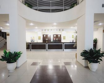 Sun Palace - Nesebyr - Lobby