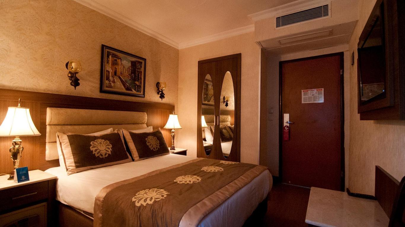 Grand Hilarium Hotel