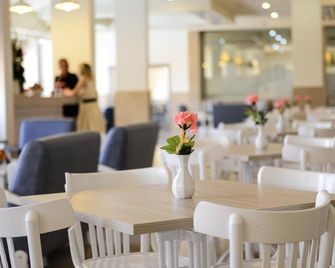 Oasis Dead Sea - Ein Bokek - Restaurang