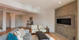 Luxury Downtown Near Convention Center, Avenues, Temple Square And The Slopes! - Salt Lake City - Living room