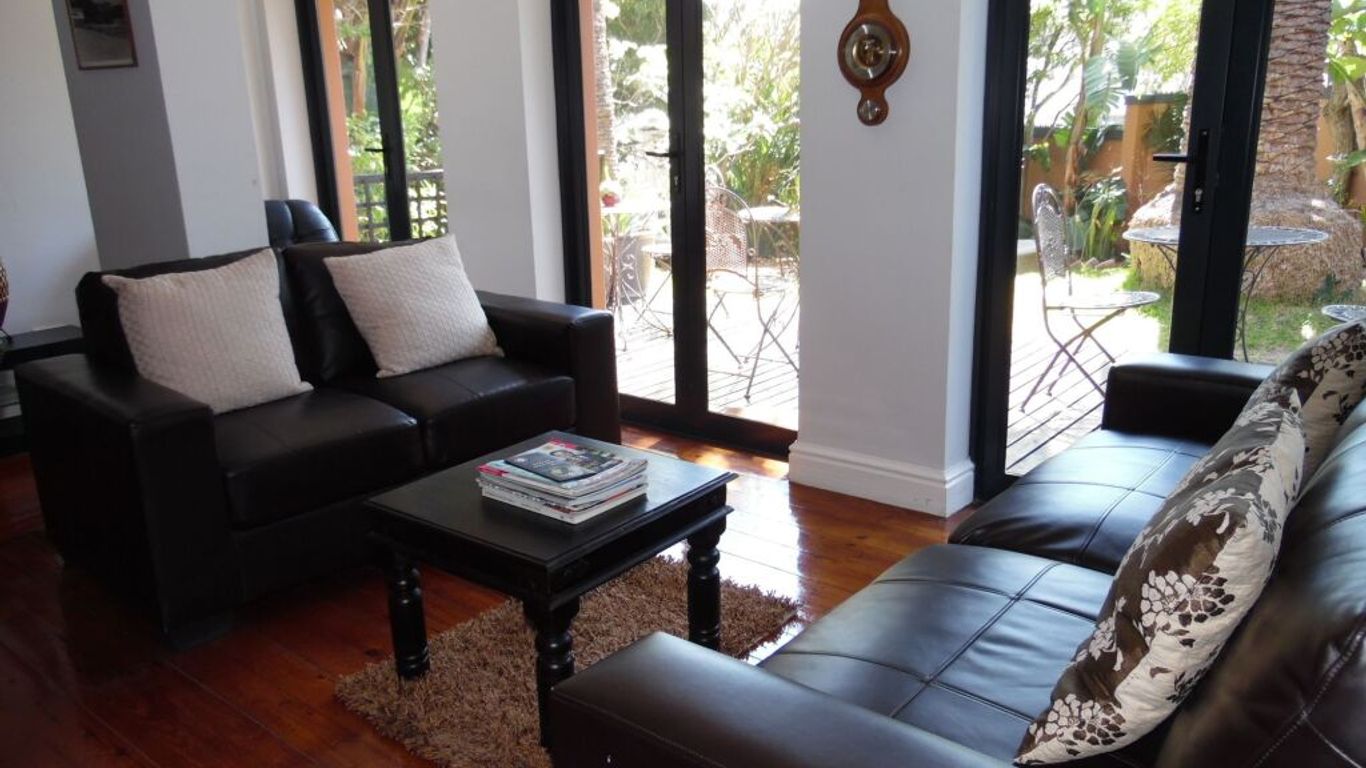 Albatross Guest House