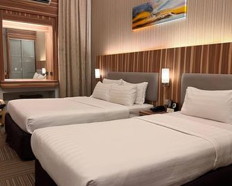 The Landmark Hotel - Batu Pahat - Bedroom