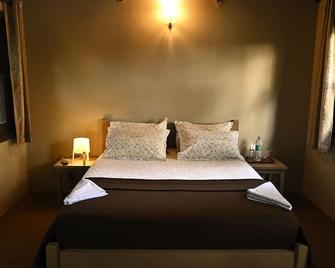 Camp Riveredge Paradise - Karwar - Bedroom