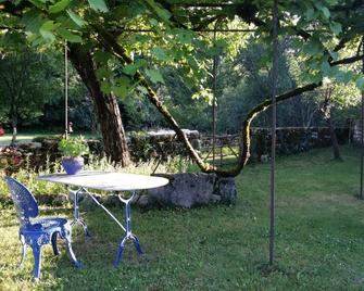 les roulottes du LOT - Gramat - Patio
