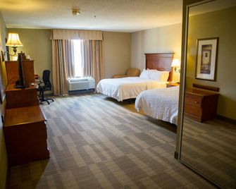 Hampton Inn & Suites Grenada - Grenada - Slaapkamer