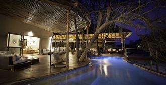 Moditlo River Lodge - Hoedspruit - Piscina