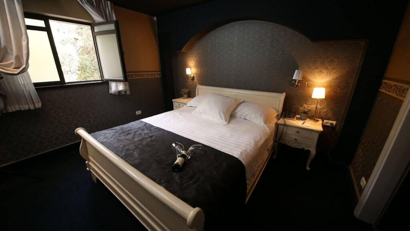 Villa Carmel Boutique Hotel