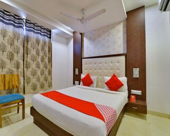 OYO 7011 Shri Nakshatra Excellency - Jodhpur - Habitación